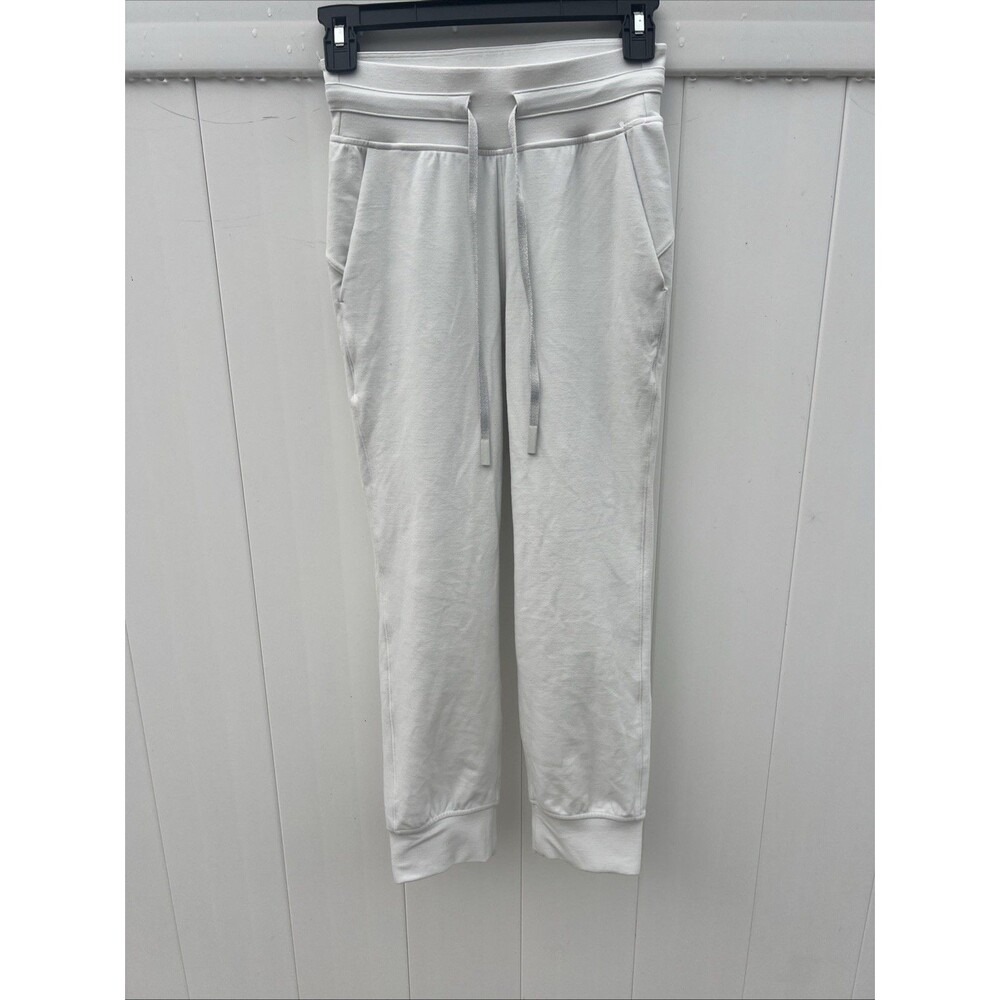 lululemon Women’s 2 White Drawstring Jogger Pants NWOT - Picture 1 of 5